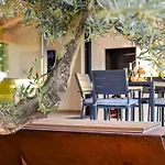 빌라 Casa Bosca With Heated Pool